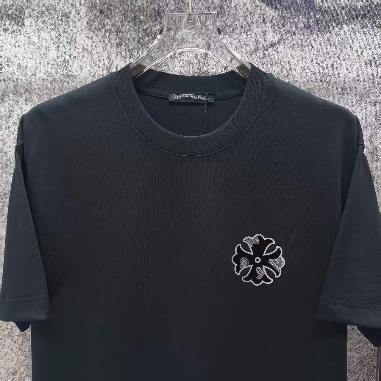 CH 2026 New Arrival logo t Same Style Size S M L XL XXL Black White